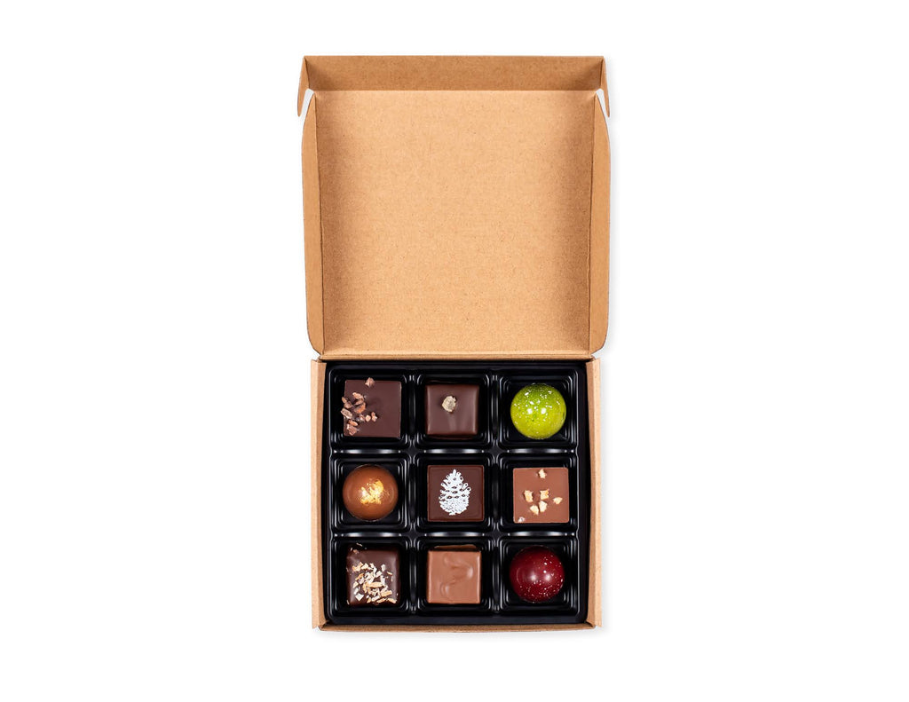 9 fine chocolates assortment box - Christmas with sleeve